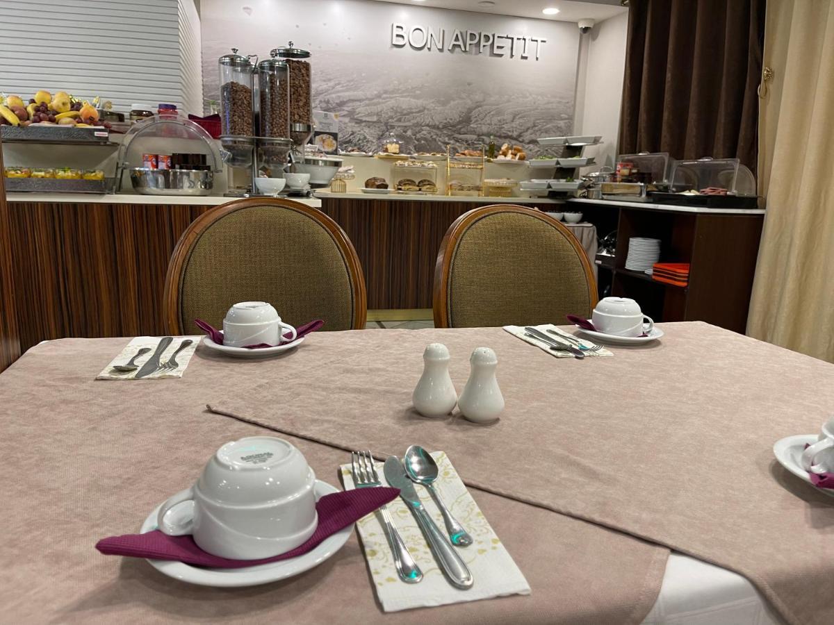 Rue D'Or Hotel Sétif Buitenkant foto